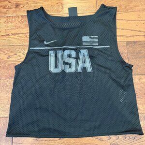 Nike top